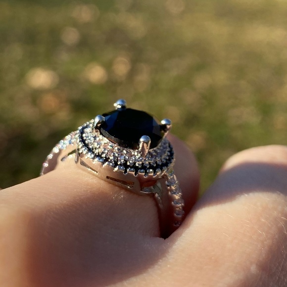 NEW 925 sterling Silver Oval Cut Black Sapphire - Picture 7 of 7